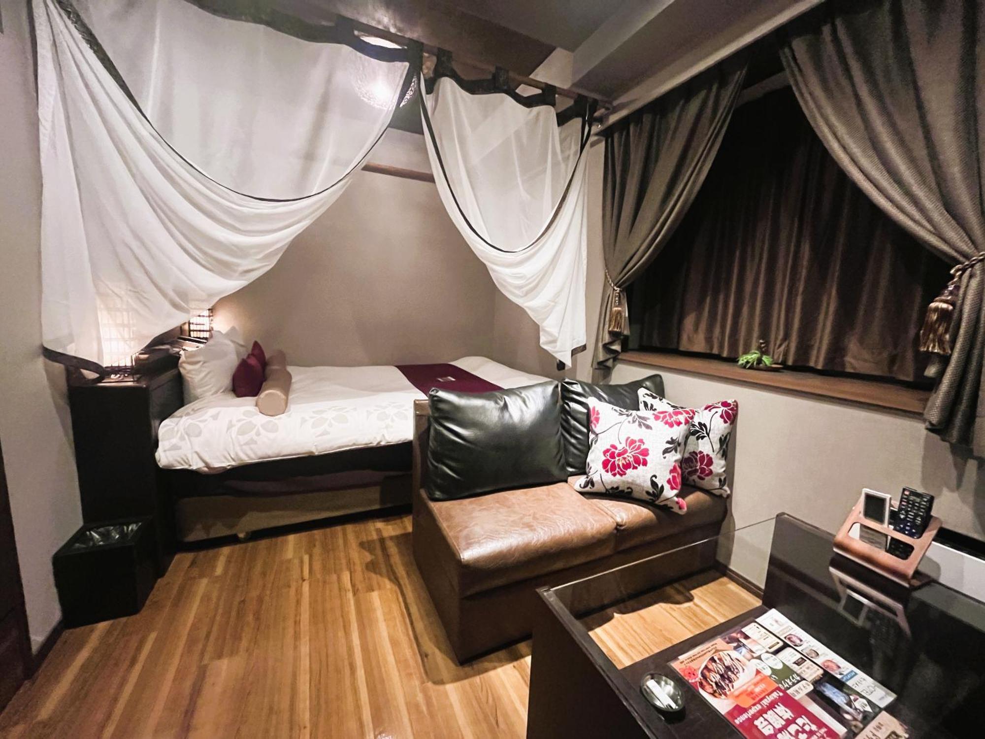Hotel K6 Osaka Namba (Adults Only) Extérieur photo